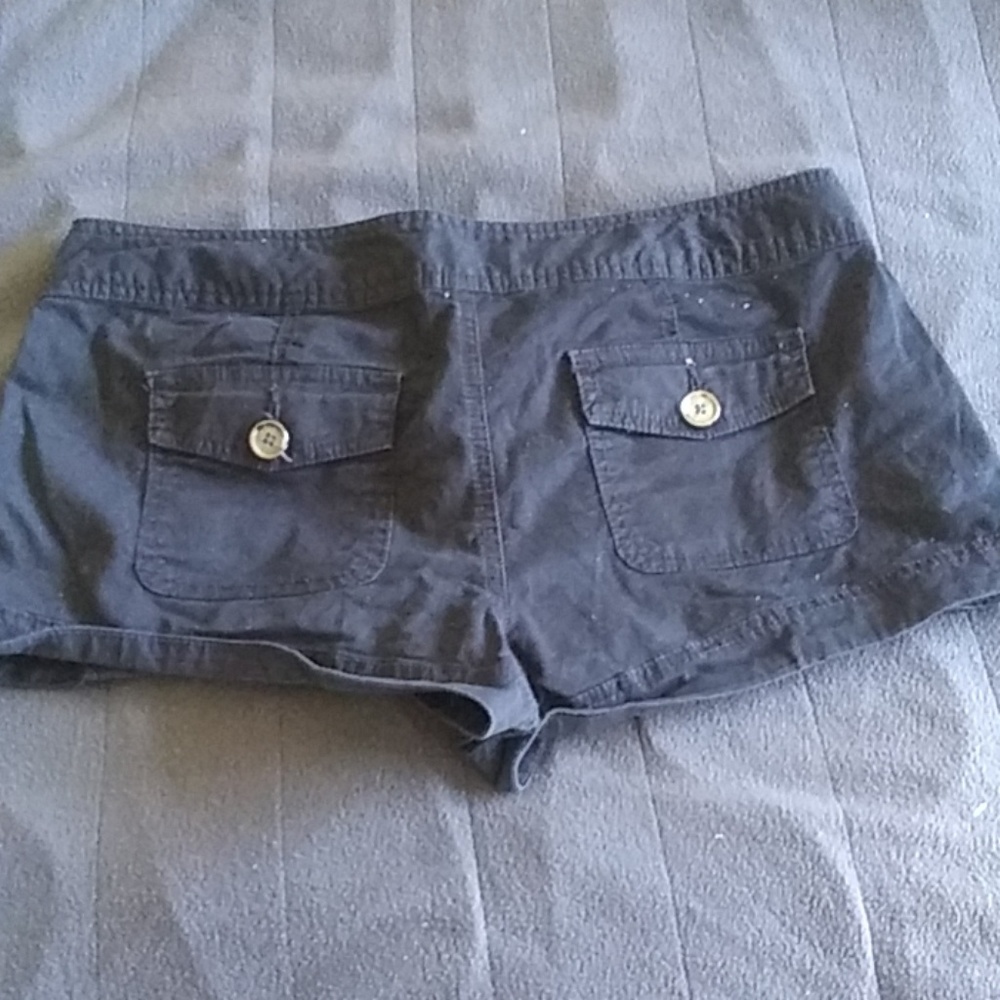 short - Picture 2 of 2